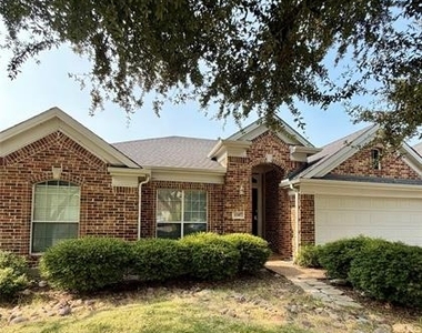15107 Brooks Lane - Photo Thumbnail 9