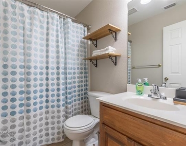 6670 Picadilly Street - Photo Thumbnail 18
