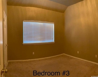 7 Nikita Drive - Photo Thumbnail 13