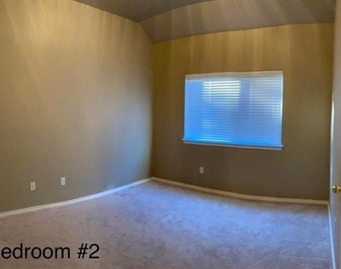 7 Nikita Drive - Photo Thumbnail 12
