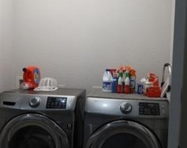 1140 Manacor Lane - Photo Thumbnail 16