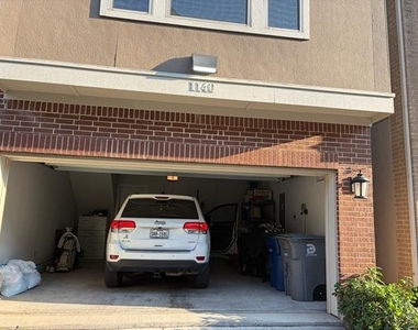 1140 Manacor Lane - Photo Thumbnail 13