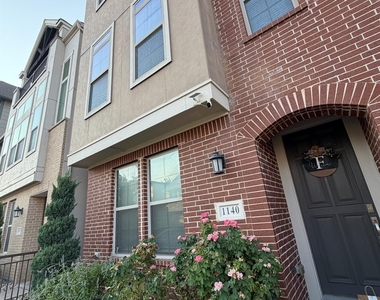 1140 Manacor Lane - Photo Thumbnail 2