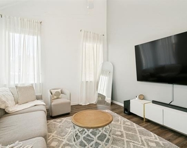 4265 Watson Way - Photo Thumbnail 13