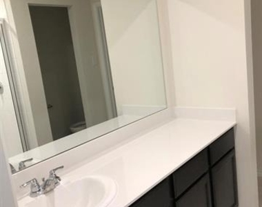 604 Rustic Meadows Trail - Photo Thumbnail 5