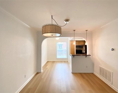 4520 Holland Avenue - Photo Thumbnail 3