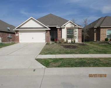 1829 Olive Lane - Photo Thumbnail 1