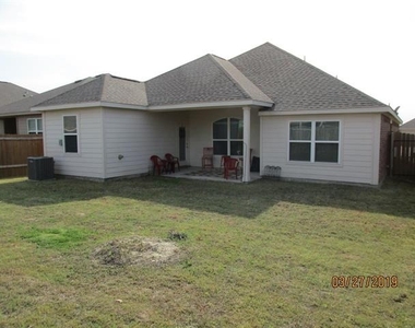 1829 Olive Lane - Photo Thumbnail 15