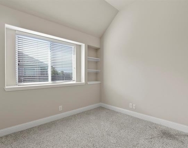 4914 Camp Verde Circle - Photo Thumbnail 29