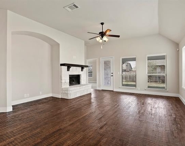 4914 Camp Verde Circle - Photo Thumbnail 10