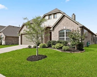 4914 Camp Verde Circle - Photo Thumbnail 2