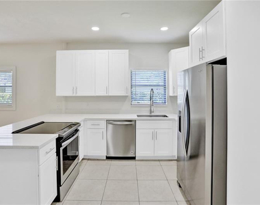 4300 S Ocean Boulevard - Photo Thumbnail 5