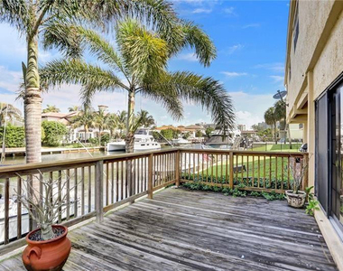 4300 S Ocean Boulevard - Photo Thumbnail 2