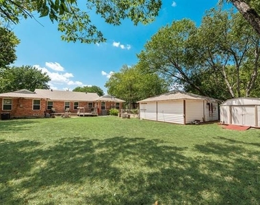 9506 Mercer Drive - Photo Thumbnail 19