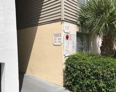 1500 Crescent Circle - Photo Thumbnail 1