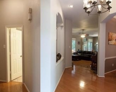 1409 Pearl River Drive - Photo Thumbnail 3