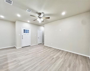 3501 E Renfro Street - Photo Thumbnail 2