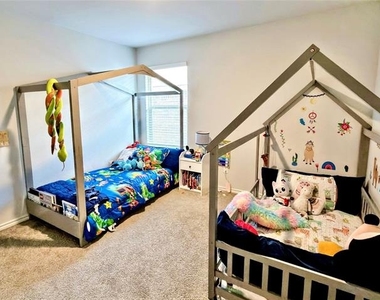 16628 Hay Valley Drive - Photo Thumbnail 13