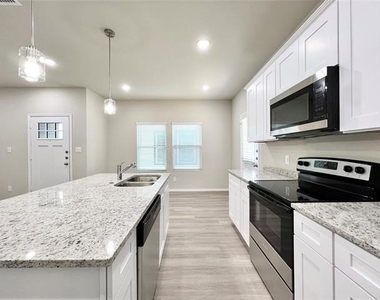 3501 E Renfro Street - Photo Thumbnail 5