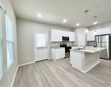 3501 E Renfro Street - Photo Thumbnail 2