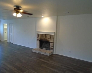 12713 Lost Prairie Drive - Photo Thumbnail 4