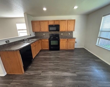 12713 Lost Prairie Drive - Photo Thumbnail 9