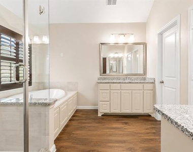 1053 Emil Place - Photo Thumbnail 26