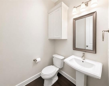 1053 Emil Place - Photo Thumbnail 33