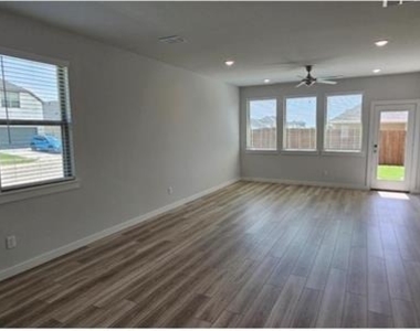 103 Travine Drive - Photo Thumbnail 3