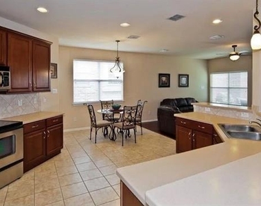 14717 Eaglemont Drive - Photo Thumbnail 7