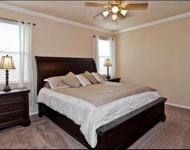 14717 Eaglemont Drive - Photo Thumbnail 8