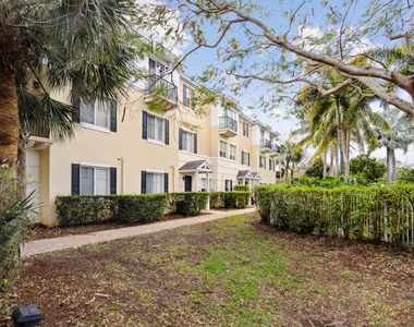 3655 Nw 5th Terrace - Photo Thumbnail 15