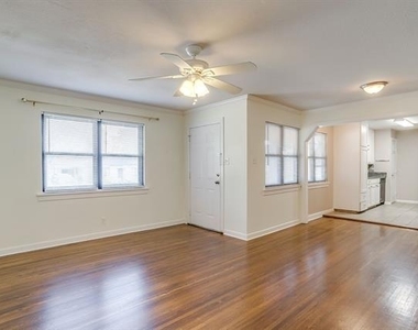 4713 Kilpatrick Avenue - Photo Thumbnail 4