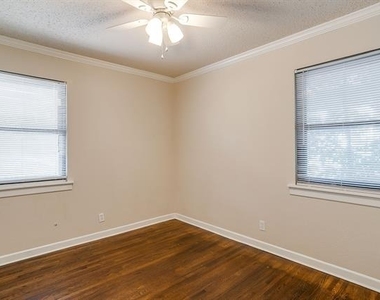 4713 Kilpatrick Avenue - Photo Thumbnail 13