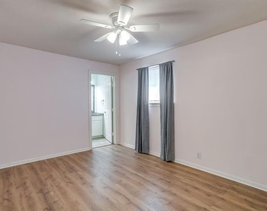 4713 Kilpatrick Avenue - Photo Thumbnail 15