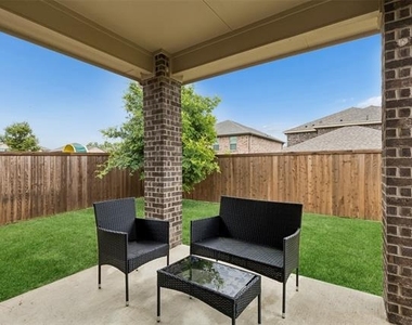 4130 Wyatt Way - Photo Thumbnail 28
