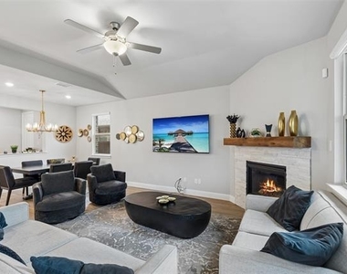 4130 Wyatt Way - Photo Thumbnail 2