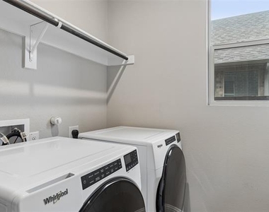 4130 Wyatt Way - Photo Thumbnail 27