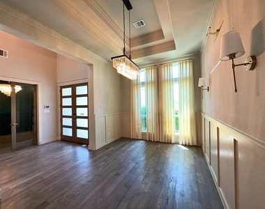 2151 Lassen Drive - Photo Thumbnail 1