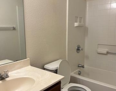 1657 S Knight Trail - Photo Thumbnail 14