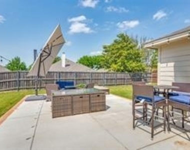 9308 Yorktown Street - Photo Thumbnail 25