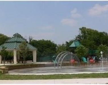 9308 Yorktown Street - Photo Thumbnail 27
