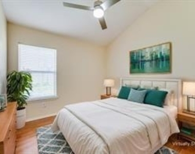 9308 Yorktown Street - Photo Thumbnail 20