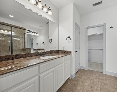 3922 Canton Jade Way - Photo Thumbnail 11