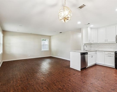 5805 Tracyne Drive - Photo Thumbnail 15