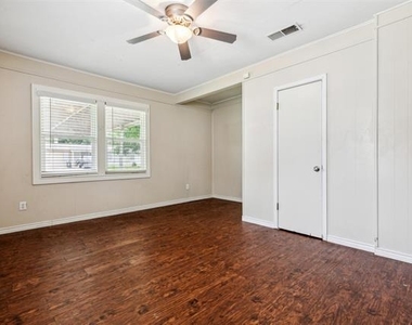 5805 Tracyne Drive - Photo Thumbnail 19