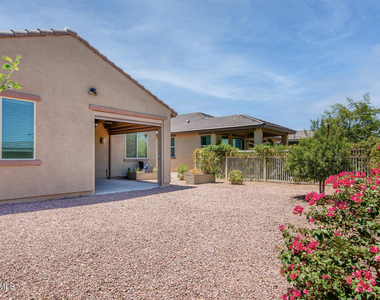 41960 W Morning Glory Way - Photo Thumbnail 27