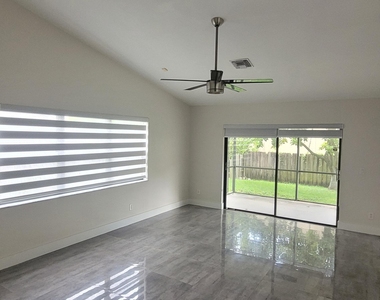 5460 Hawkes Bluff Avenue - Photo Thumbnail 8
