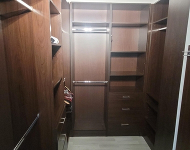 5460 Hawkes Bluff Avenue - Photo Thumbnail 14