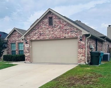 1419 Ascot Avenue - Photo Thumbnail 1